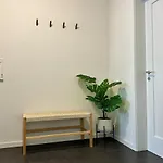 Cosy - 2 Bedroom & Free Parking - * Берн