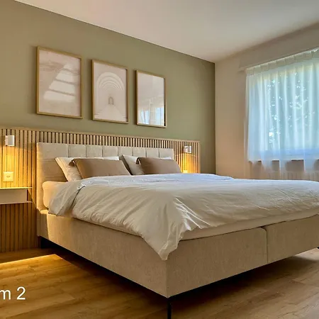 Cosy - 2 Bedroom & Free Parking - Апартаменты